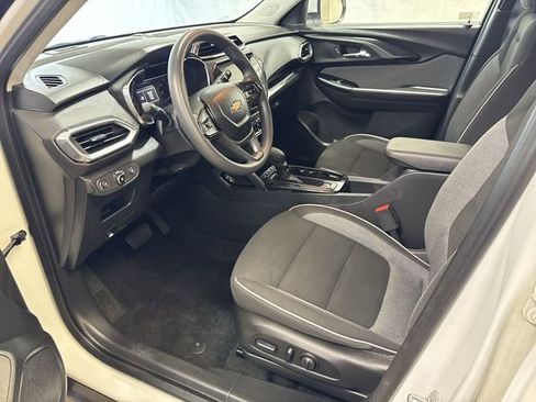 Certified 2023 Chevrolet TrailBlazer LT w/ Convenience Package AWD/4WD image 11