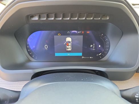 New 2026 Volvo XC90 B6 Plus w/ Protection Package Premier image 13