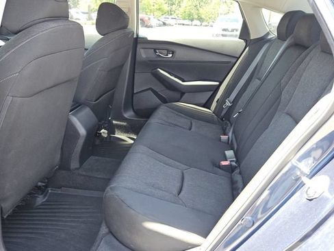 Used 2023 Honda Accord EX image 4