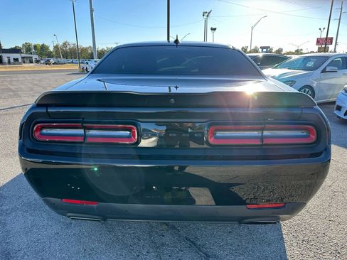 Used 2022 Dodge Challenger R/T w/ Blacktop Package image 26