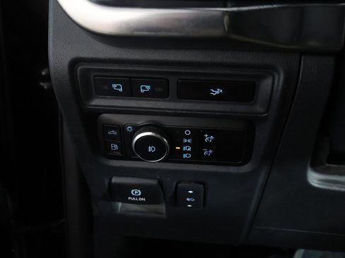 Used 2023 Ford F150 Lariat w/ Equipment Group 502A High image 40