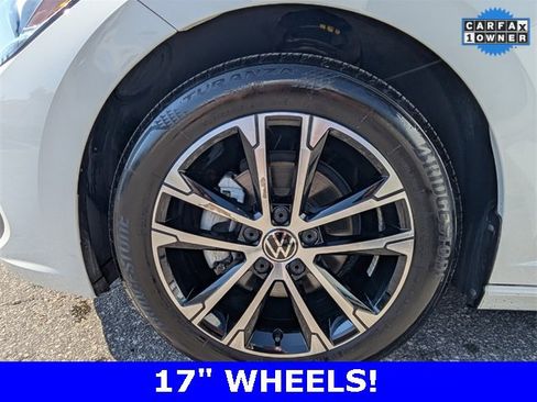 Used 2023 Volkswagen Jetta Sport image 15