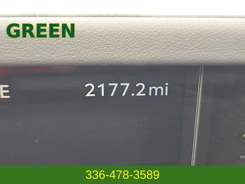 Used 2024 Lincoln Nautilus Reserve w/ Jet Appearance Package (87T) AWD/4WD image 10