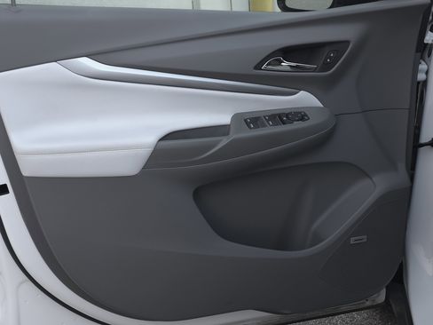 Used 2023 Chevrolet Bolt EUV Premier w/ Sun & Sound Package image 30