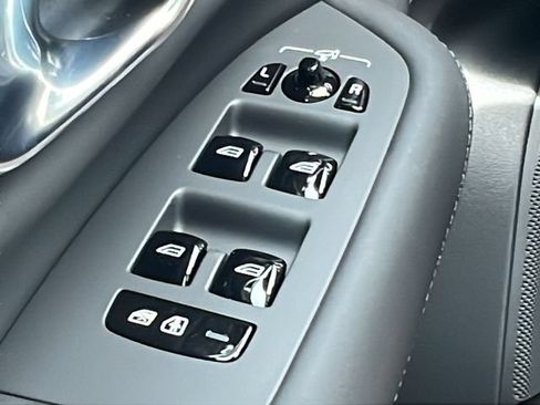 New 2026 Volvo XC90 B6 Plus AWD/4WD image 19