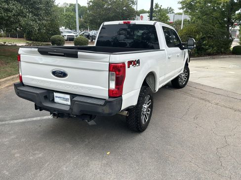 Used 2019 Ford F250 Lariat w/ Lariat Ultimate Package AWD/4WD image 10