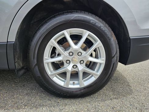 Used 2024 Chevrolet Equinox LT AWD/4WD image 11