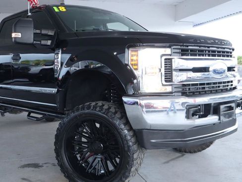 Used 2018 Ford F250 XLT AWD/4WD image 2