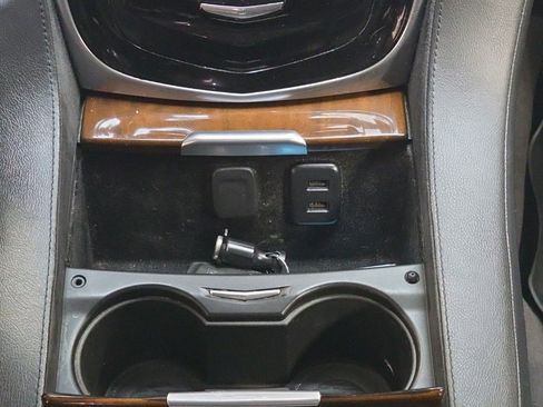 Used 2020 Cadillac Escalade Luxury image 23