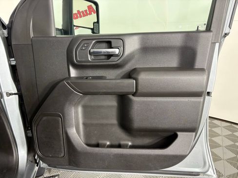 Used 2024 Chevrolet Silverado 3500 W/T AWD/4WD image 37