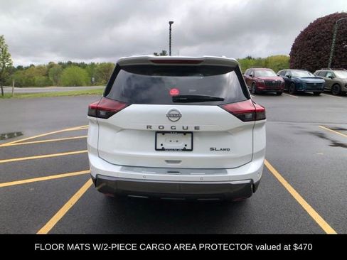 Certified 2025 Nissan Rogue SL w/ SL Premium Package AWD/4WD image 4