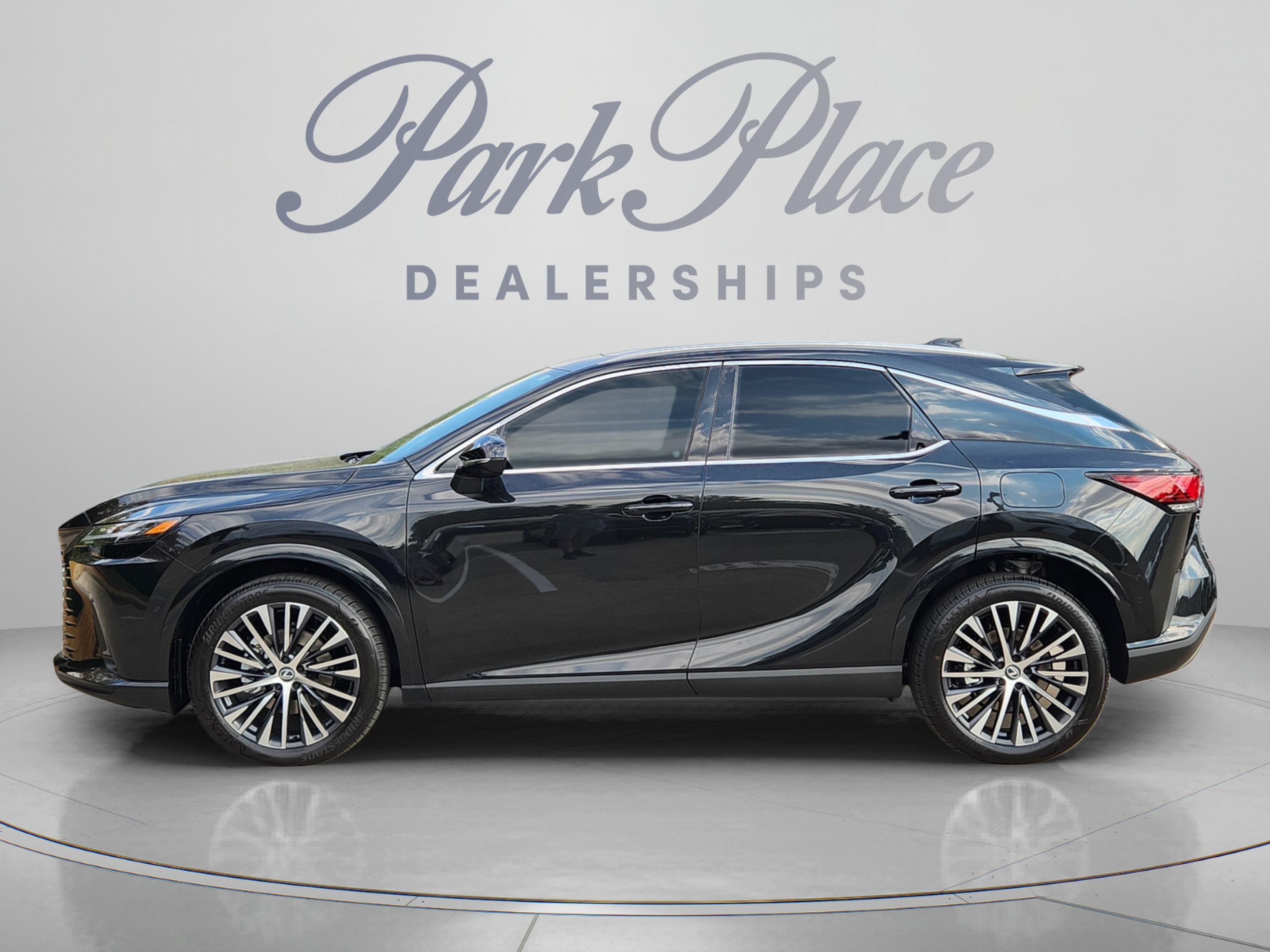 New 2026 Lexus RX 350 w/ Convenience Package AWD/4WD image 2