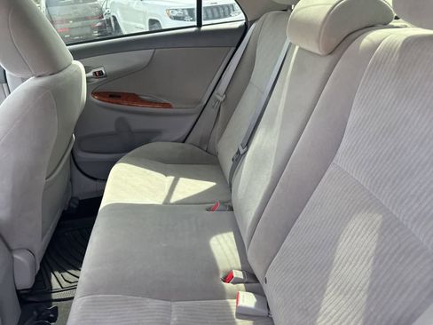 Used 2009 Toyota Corolla XLE image 17