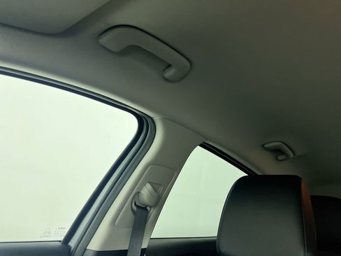 Certified 2025 Kia Sportage EX image 20