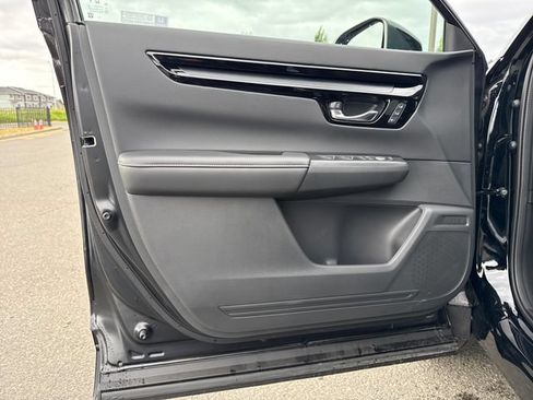 Used 2026 Honda CR-V Sport Touring image 18