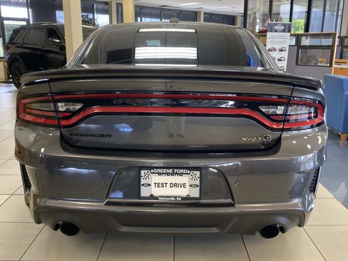 Used 2022 Dodge Charger SRT Hellcat RWD image 4