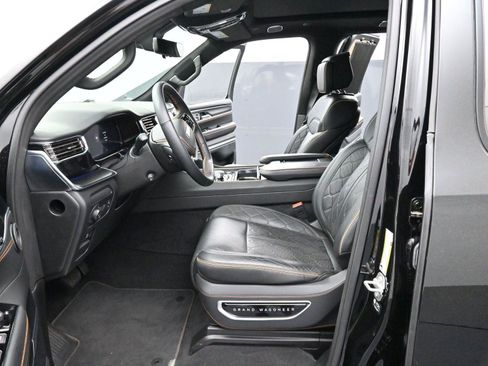 Used 2024 Jeep Grand Wagoneer Series III w/ Quick Order Packagew 28T image 15