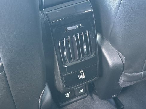 Used 2022 Jeep Compass Latitude w/ Convenience Group image 14