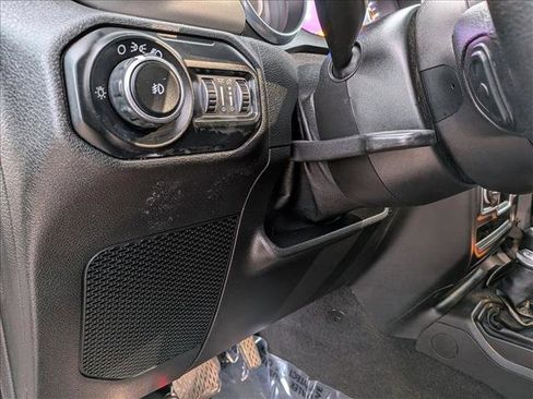 Used 2021 Jeep Wrangler Unlimited Sport image 16