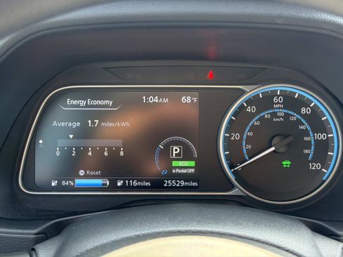 Used 2023 Nissan Leaf S FWD image 19