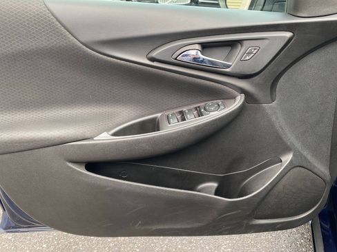 Used 2018 Chevrolet Malibu LS FWD image 11
