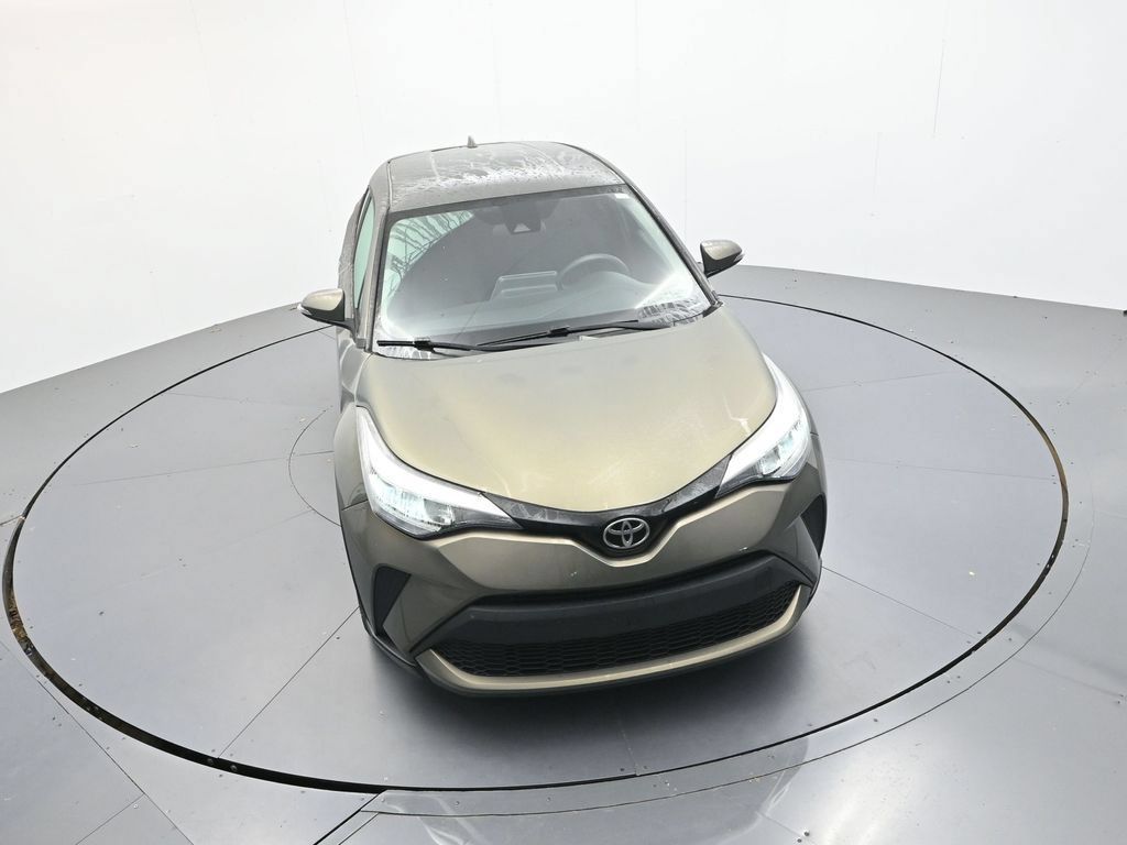 Used 2021 Toyota C-HR LE FWD image 23