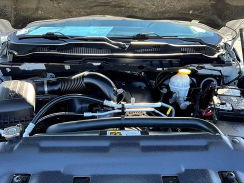 Used 2018 RAM 1500 Tradesman w/ Power & Remote Entry Group image 7