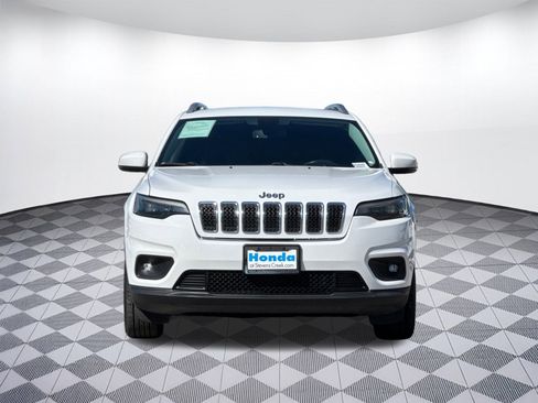 Used 2019 Jeep Cherokee Latitude Plus w/ Comfort/Convenience Group image 5