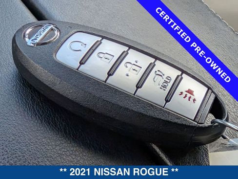 Used 2021 Nissan Rogue Platinum image 34