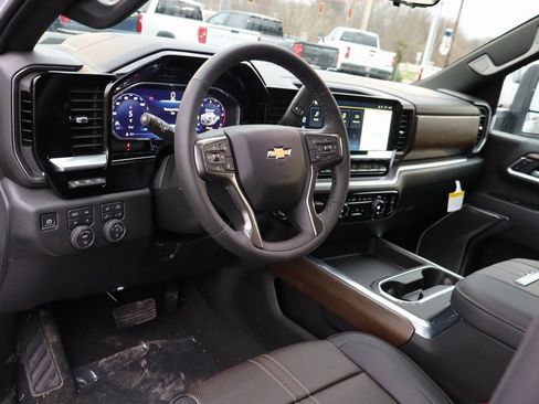 New 2026 Chevrolet Silverado 3500 High Country w/ Technology Package image 5