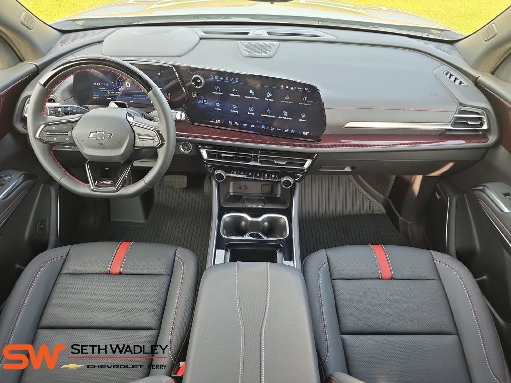 New 2026 Chevrolet Traverse RS w/ LPO, Floor Liner Package AWD/4WD image 9