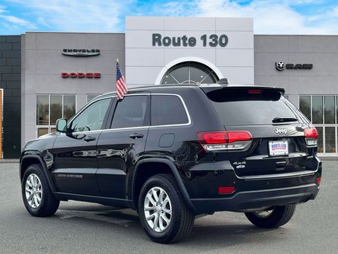 Used 2022 Jeep Grand Cherokee Laredo E w/ Security & Convenience Group image 3