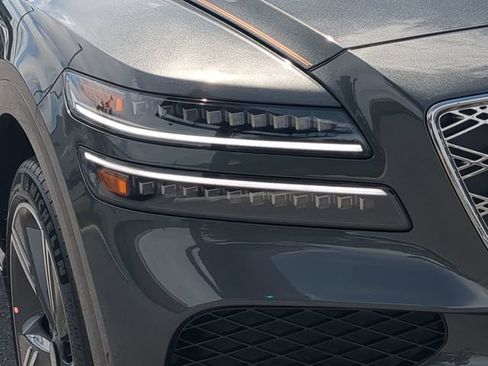 Certified 2026 Genesis GV80 3.5T Prestige AWD/4WD image 9