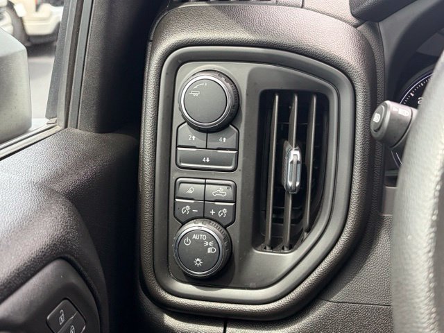 Used 2024 Chevrolet Silverado 2500 W/T w/ WT Convenience Package AWD/4WD image 19