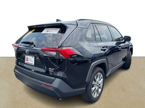 Certified 2021 Toyota RAV4 XLE Premium AWD/4WD image 4
