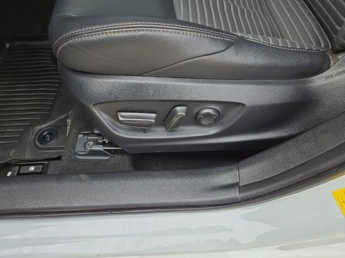 Used 2022 Toyota Corolla XSE image 36