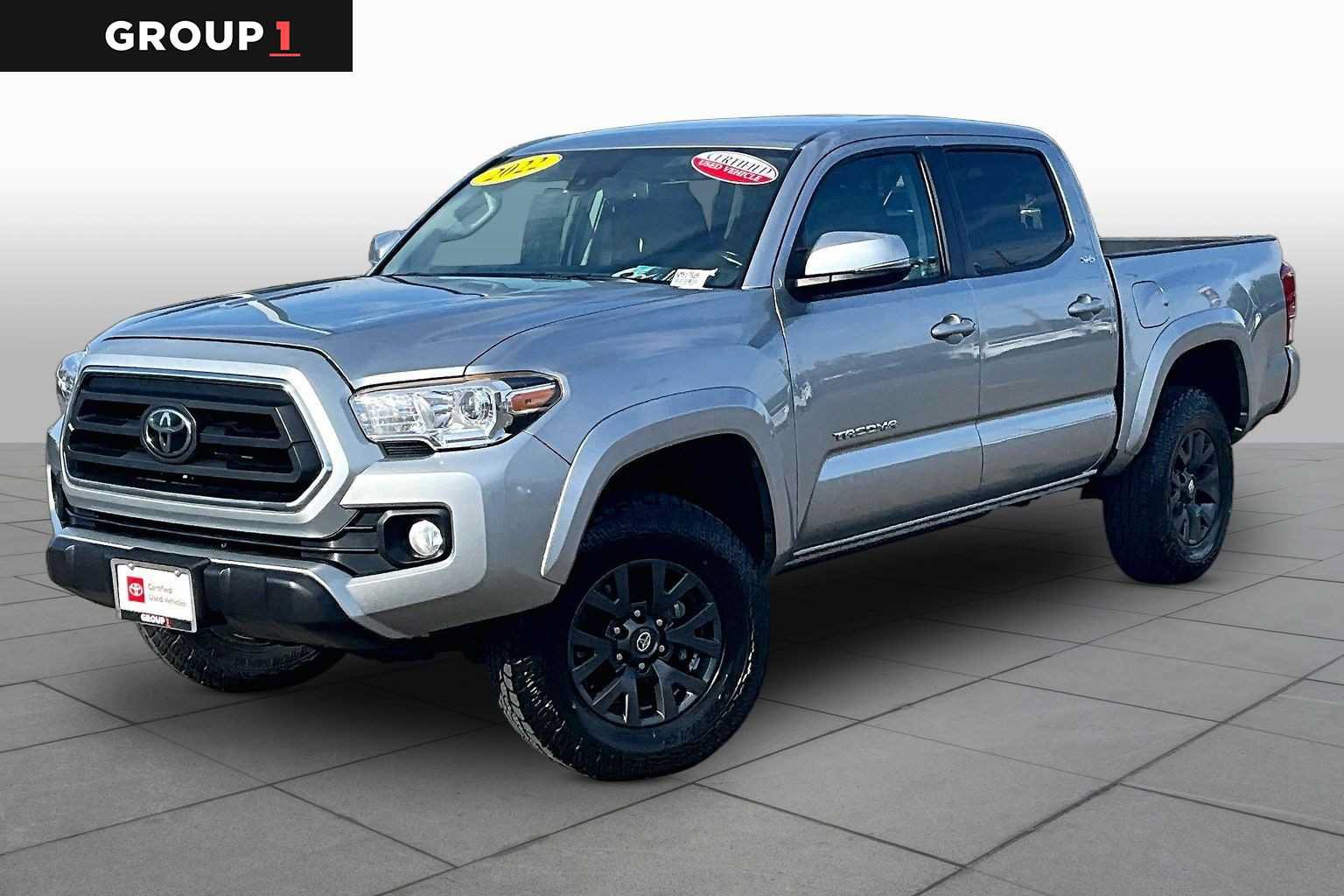 Used 2022 Toyota Tacoma SR5 w/ Technology Package AWD/4WD image 1