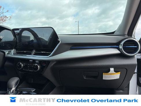 New 2026 Chevrolet Trax LT FWD image 27