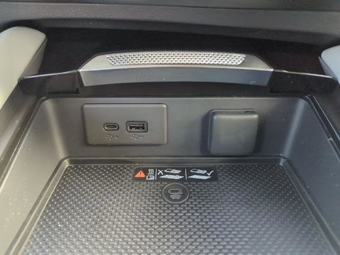 New 2025 Buick Envision Avenir image 22