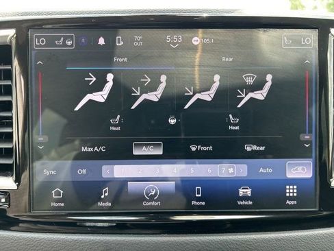 Used 2023 Chrysler Pacifica Touring-L FWD image 25