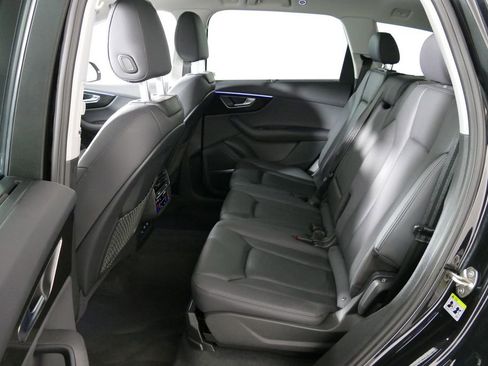 Used 2023 Audi Q7 3.0T Premium Plus w/ Premium Plus Package AWD/4WD image 4