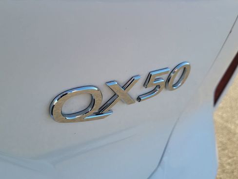 Used 2023 INFINITI QX50 Luxe image 6