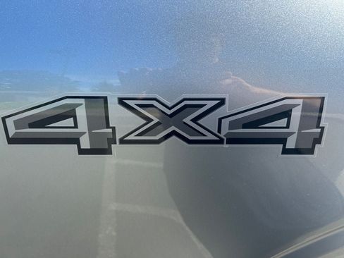 Used 2025 Ford F150 Lariat AWD/4WD image 32