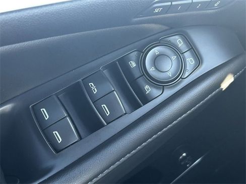 Used 2022 Buick Enclave Avenir w/ LPO, Floor Liner Package image 25