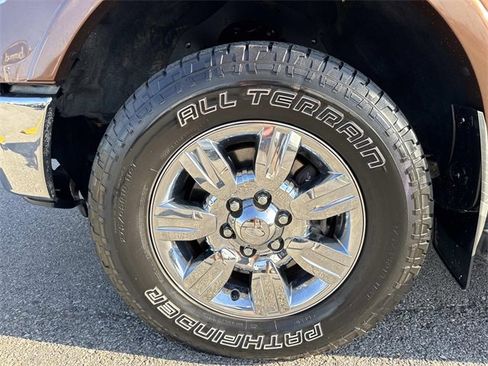 Used 2011 Ford F150 Lariat w/ Lariat Chrome Pkg image 9