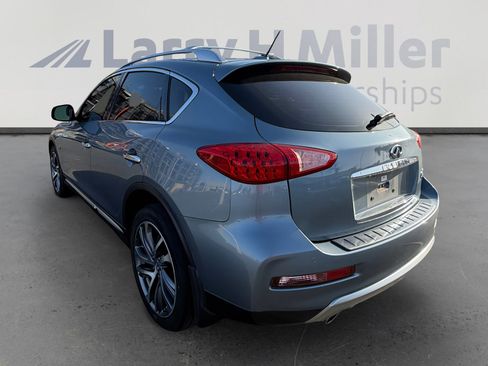 Used 2017 INFINITI QX50 2WD w/ Technology Package image 3