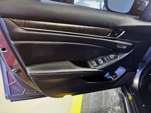 Used 2021 Honda Accord EX-L image 16