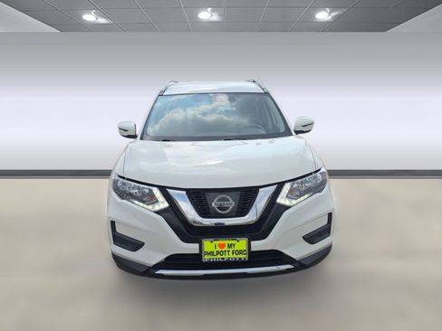 Used 2017 Nissan Rogue S w/ Appearance Package image 6