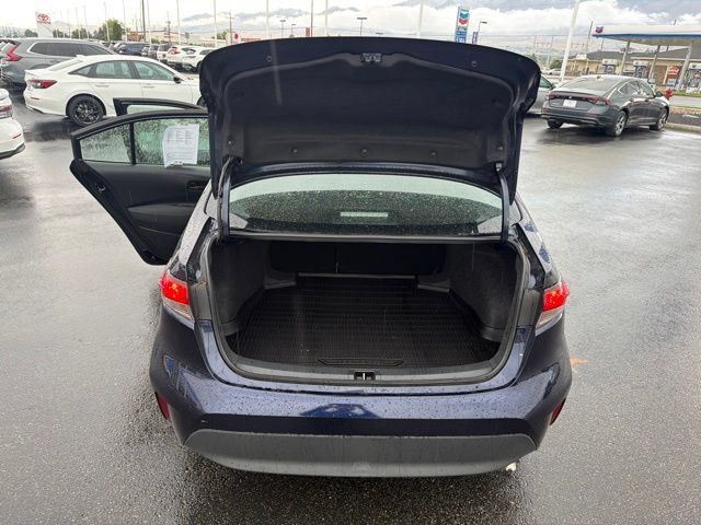 Used 2025 Toyota Corolla LE FWD image 26