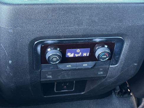 Certified 2025 Chevrolet Tahoe Z71 image 42